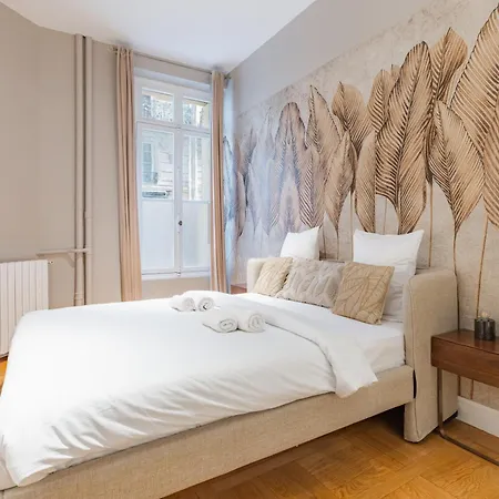 Elegant 1br - 16eme Arrondissement Apartment